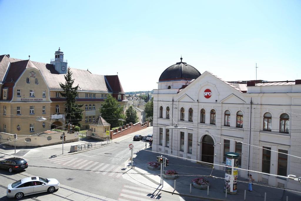 Vacha Linzerstrasse *